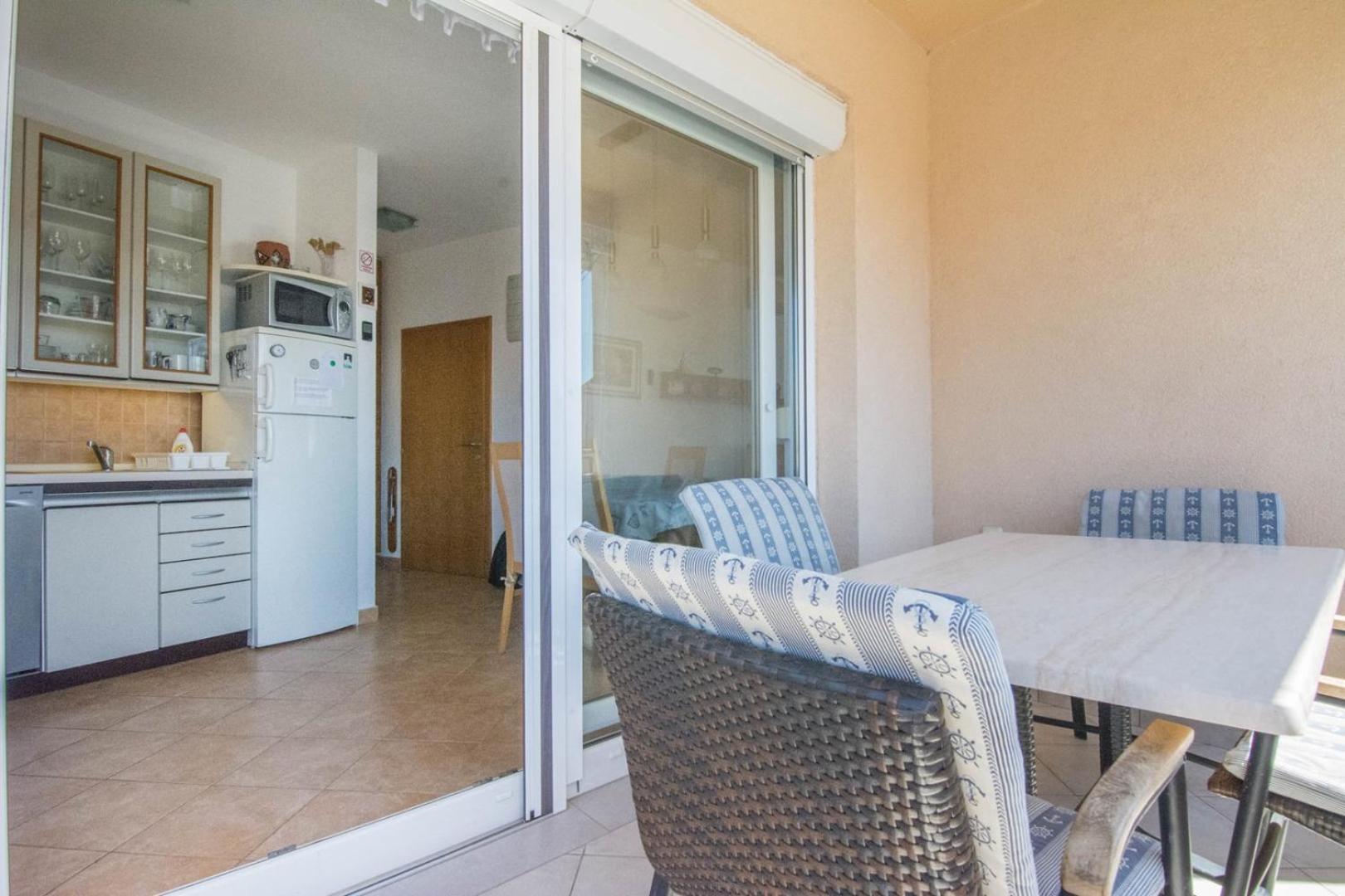 Spacious Apartment On A Great Location -Apartment Kuhta Biograd Na Moru Esterno foto